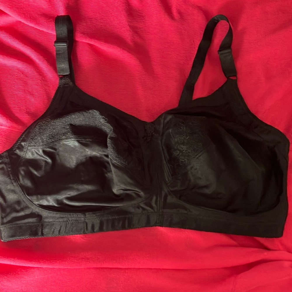 Black Bra - NWOT